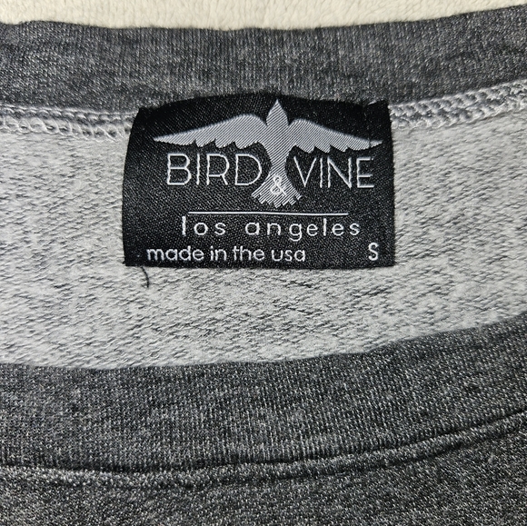 BIRD & VINE S WOMENS BLACK LONG SLEEVE SWEATSHIRT. EUC. PICS 📸 - Picture 9 of 13